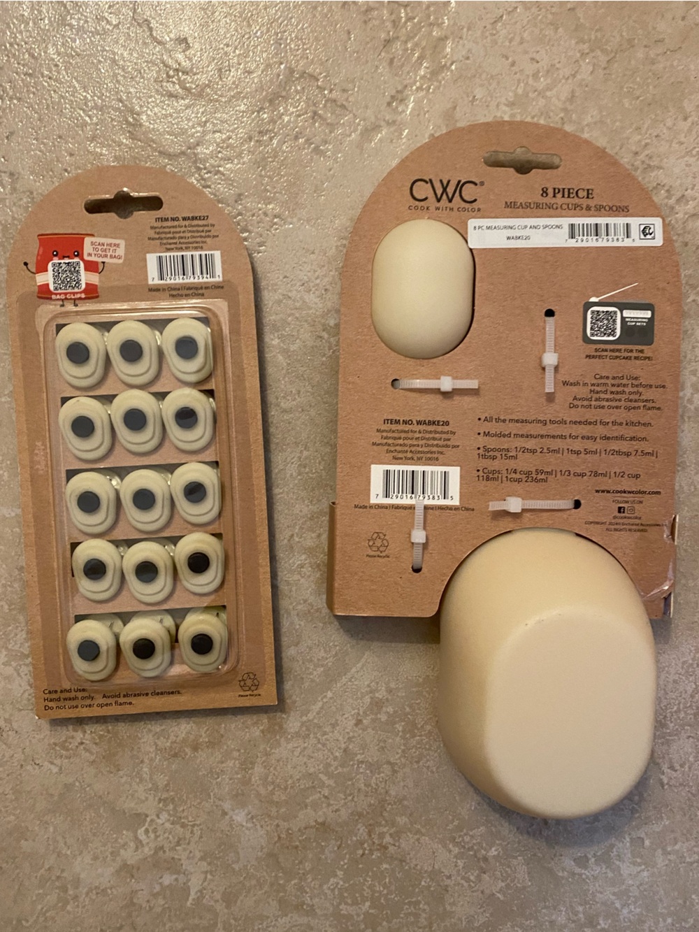 CWC Cook With Color Cream Mini Magnetic Clips & Measuring Cups & Spoons Set - Picture 2 of 2